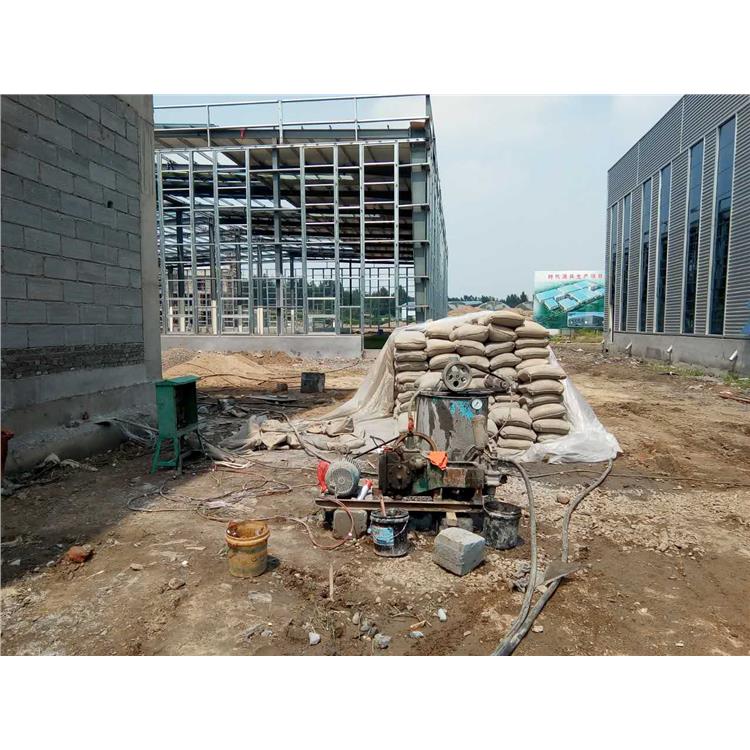 黄潭镇地基下沉注浆加固施工